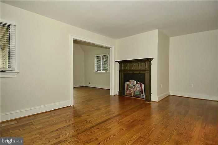 Empty room, Fireplace, Interior, Wood Texture Flooring