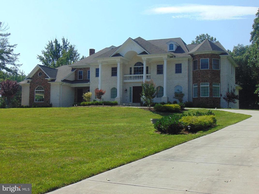 Exterior, Facade, Brick Facade, French Provincial