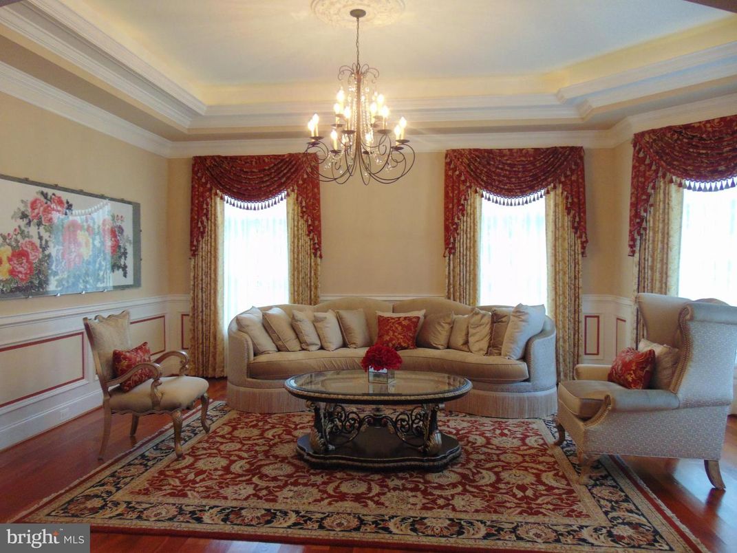 Chandelier, Interior, Living room, Wood Texture Flooring