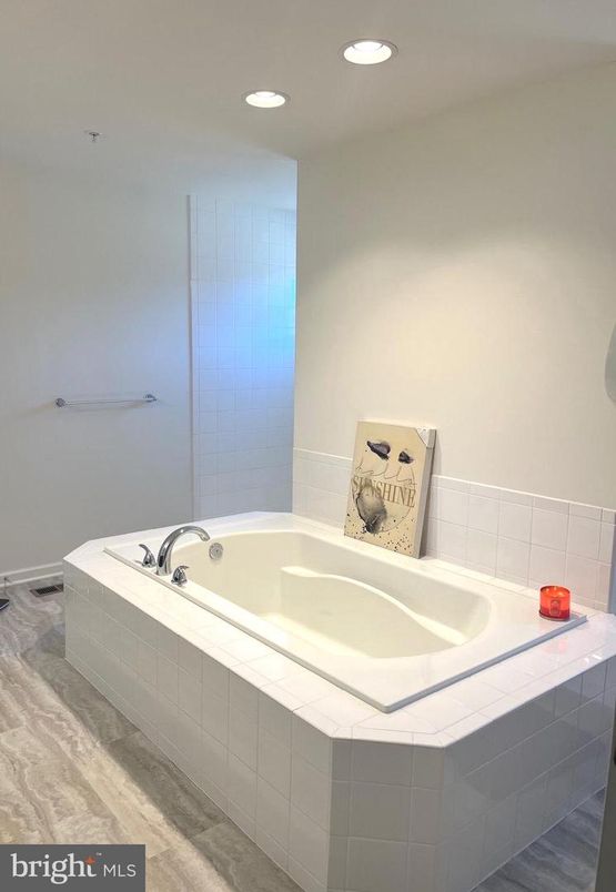 Bathroom, Interior, Recessed Lighting, Wood Texture Flooring