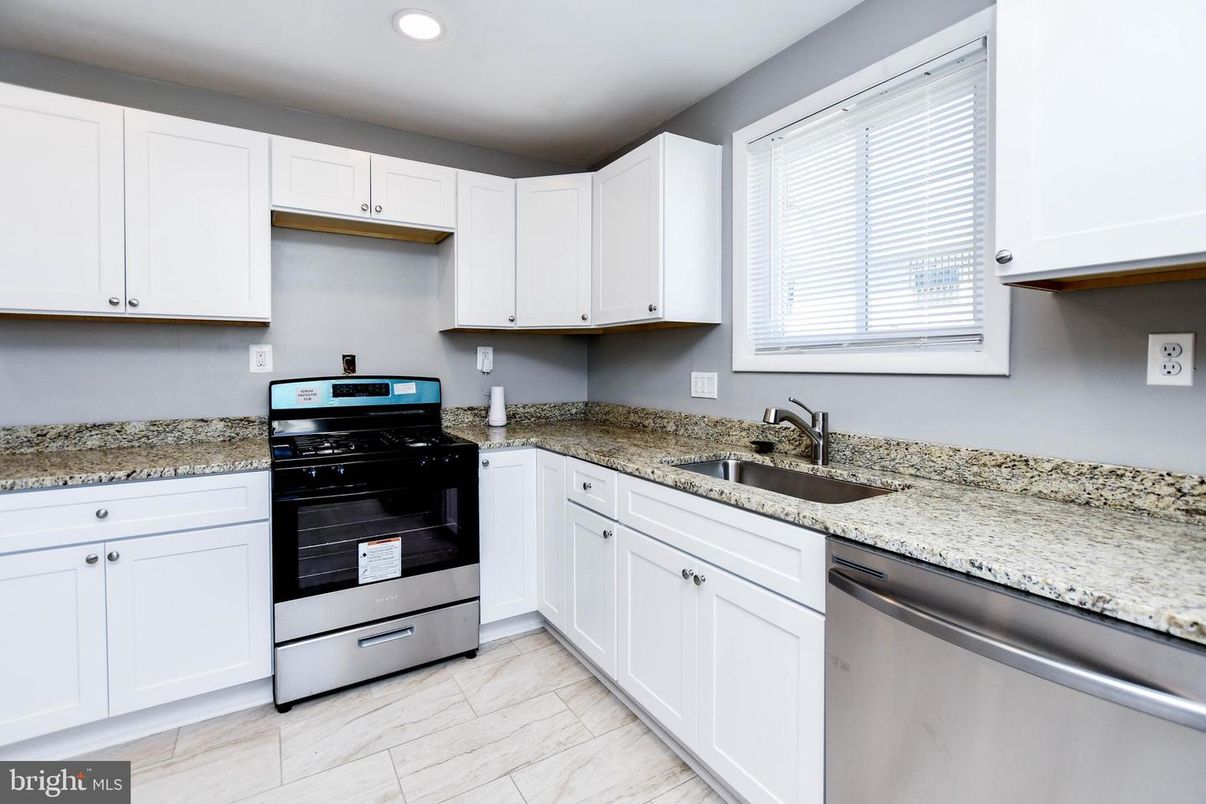 Interior, Kitchen, Marble, Recessed Lighting