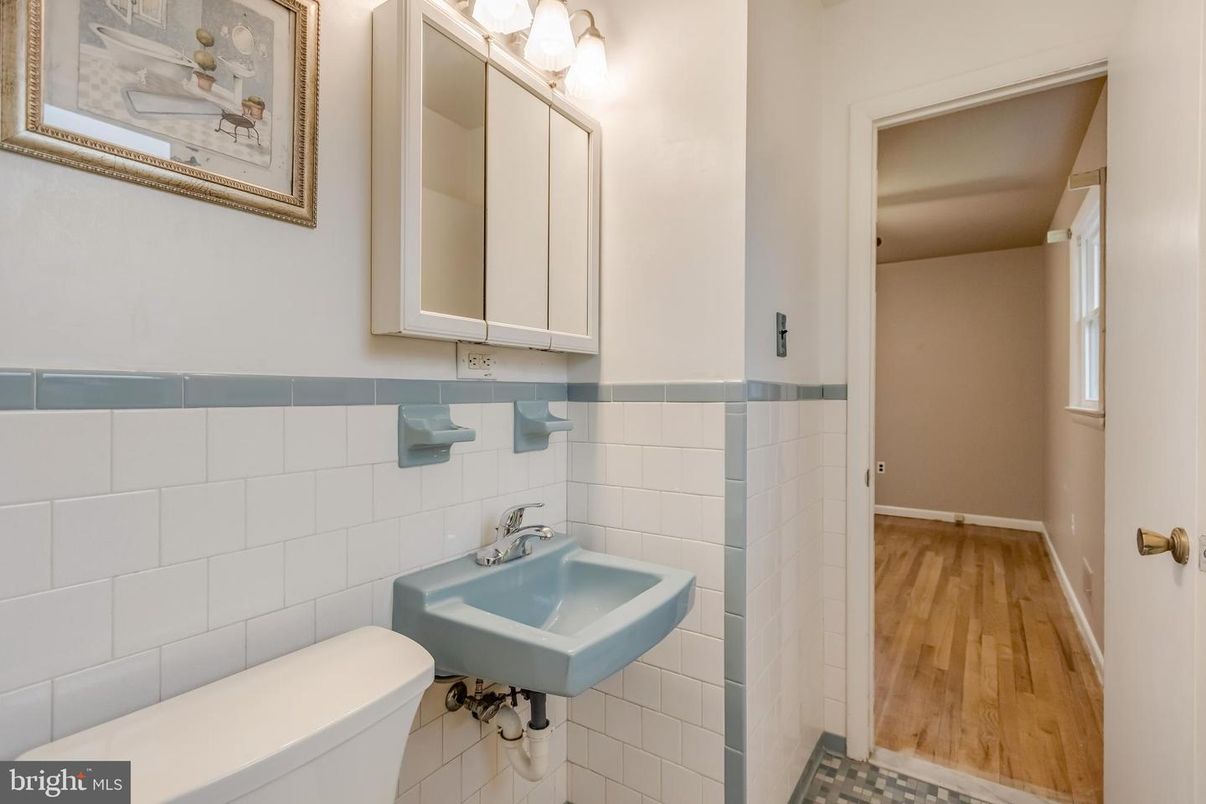 Bathroom, Interior, Wood Texture Flooring