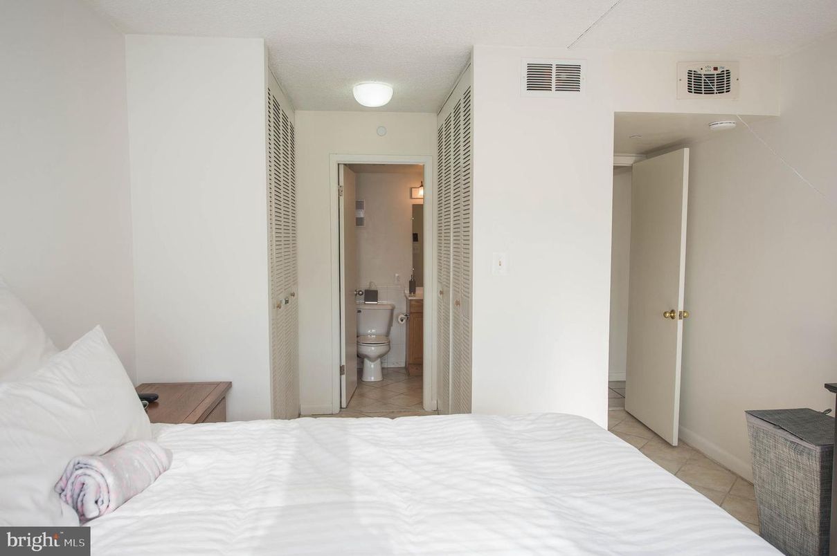 Bathroom, Bedroom, Interior