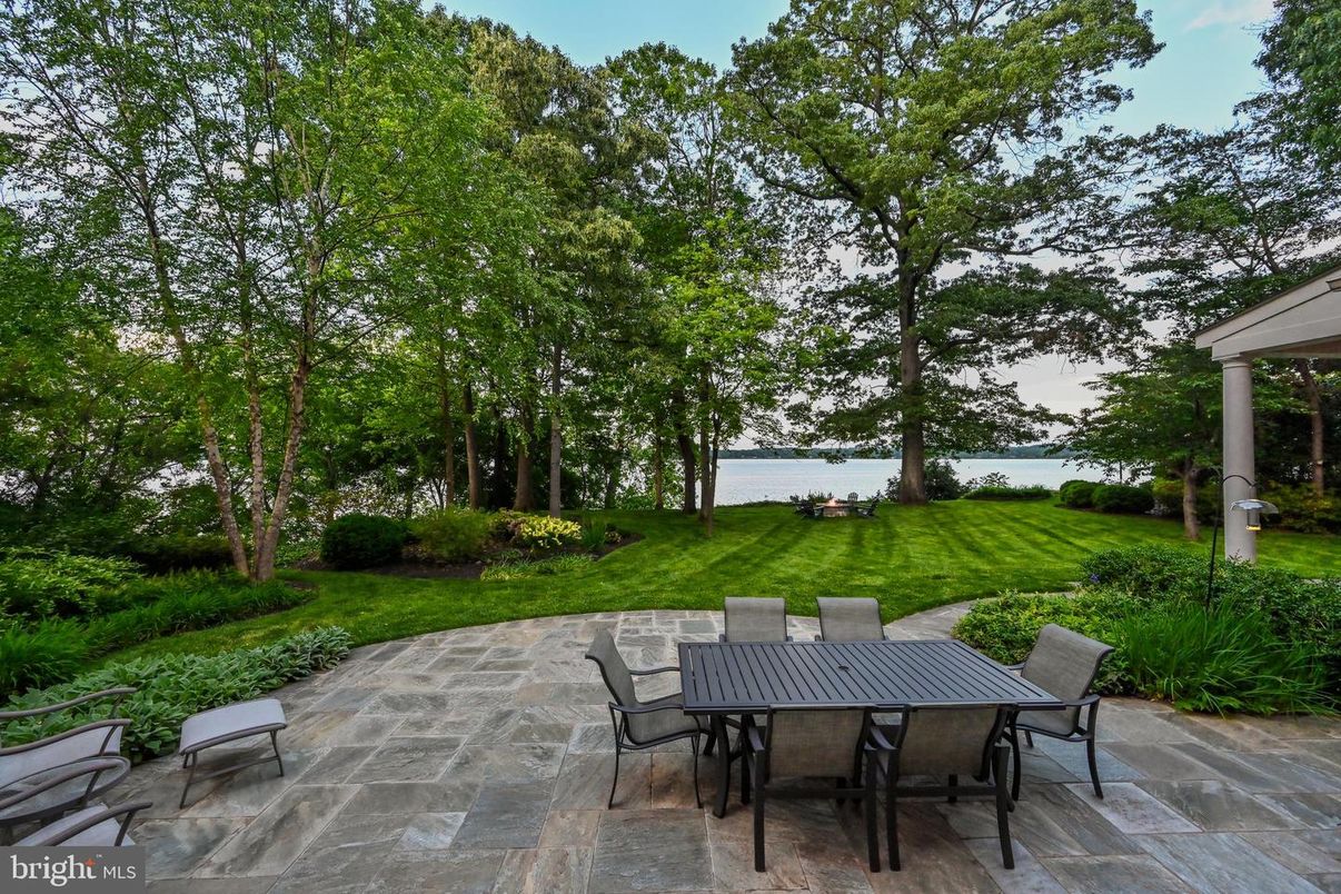 Backyard, Exterior, Water