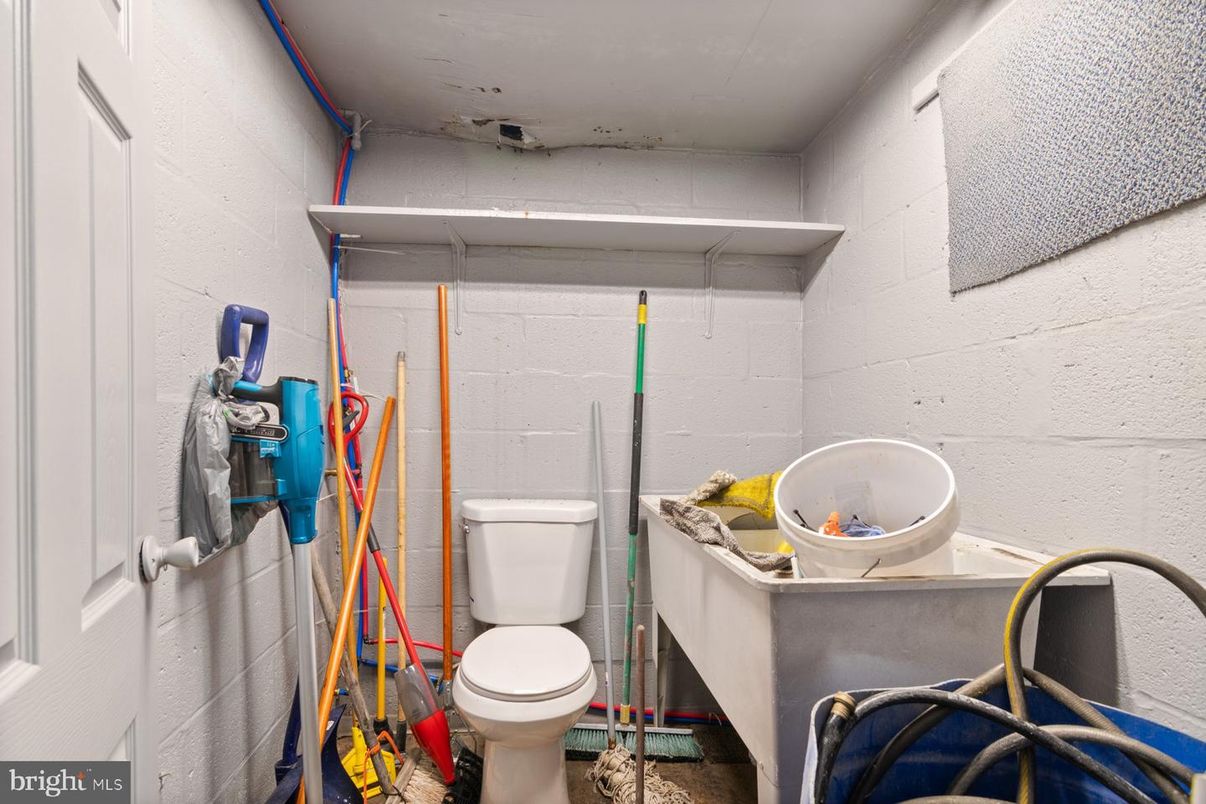 Bathroom, Interior
