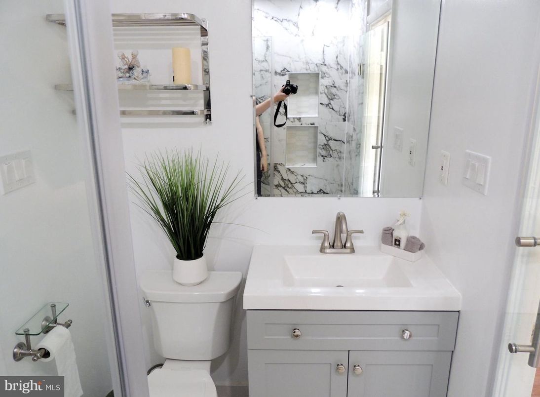 Bathroom, Interior, Marble Walls