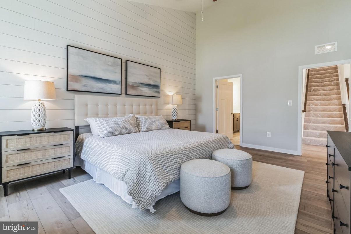 Bedroom, Interior, Wood Texture Flooring