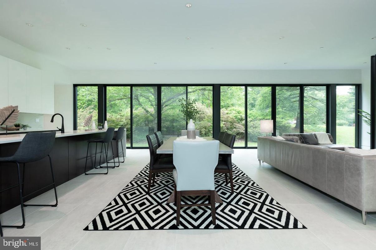 Dining room, Interior, Kitchen, Living room, Recessed Lighting