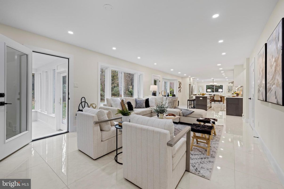 Interior, Kitchen, Living room, Recessed Lighting