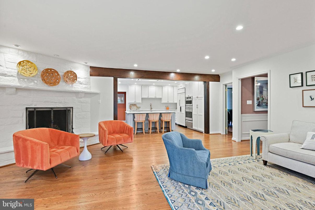 Fireplace, Interior, Kitchen, Living room, Recessed Lighting, Wood Texture Flooring