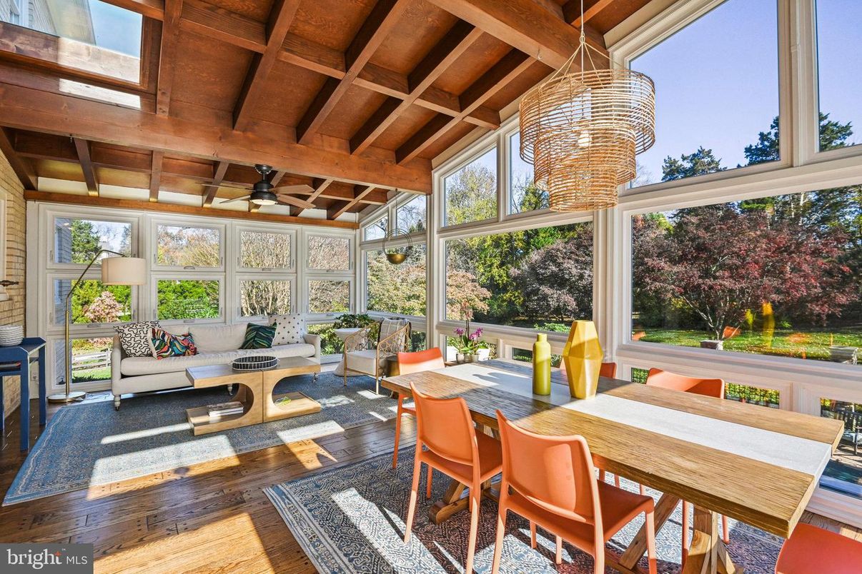 Chandelier, Dining room, Interior, Living room, Sun Room, Wooden Beams, Wooden Ceilings, Wood Texture Flooring