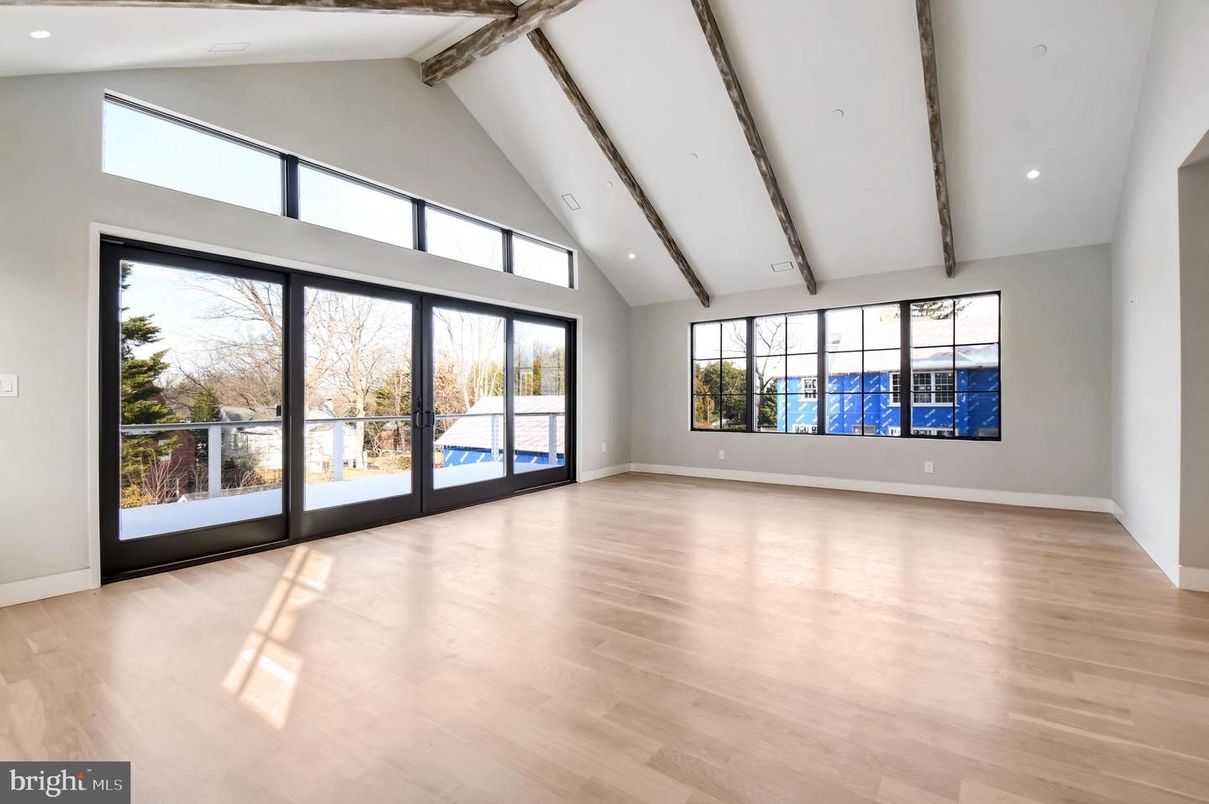 Empty room, Interior, Recessed Lighting, Wooden Beams, Wood Texture Flooring