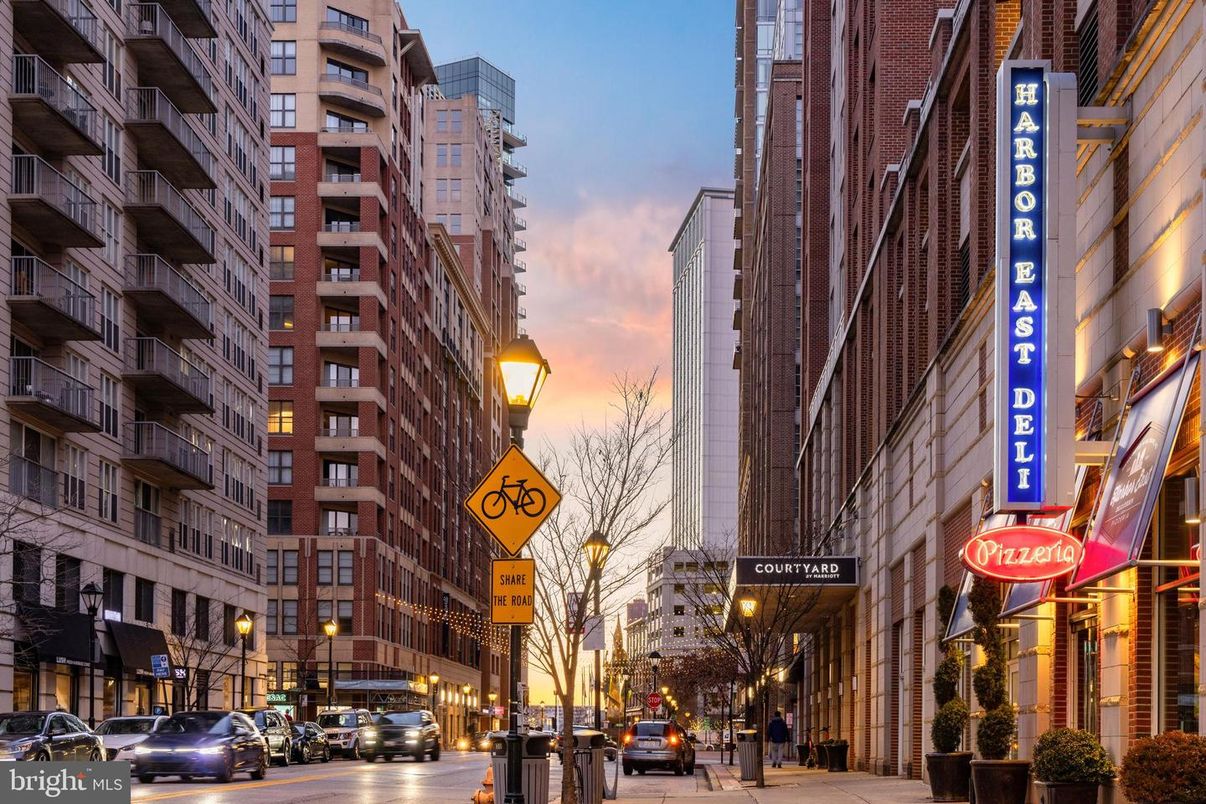 Exterior, Facade, Condo Building