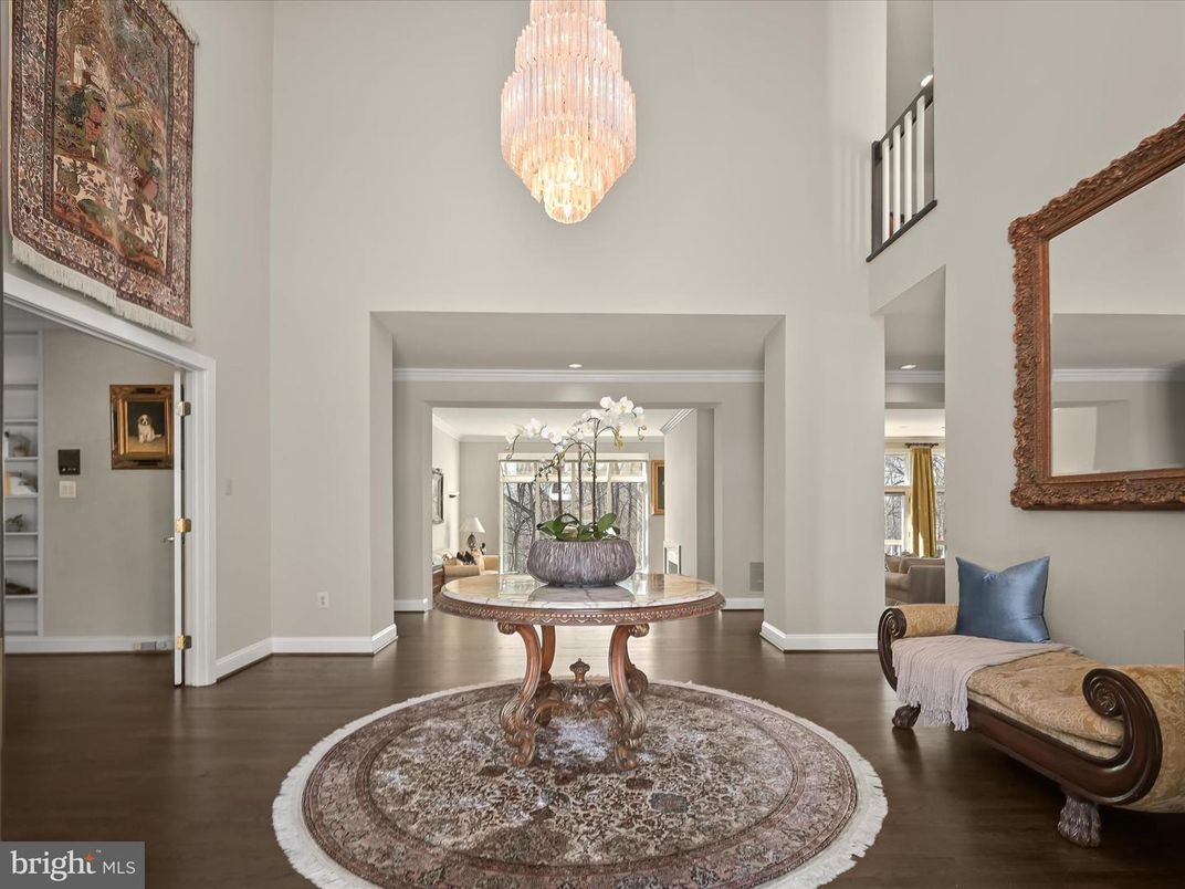 Chandelier, Interior, Recessed Lighting, Wood Texture Flooring