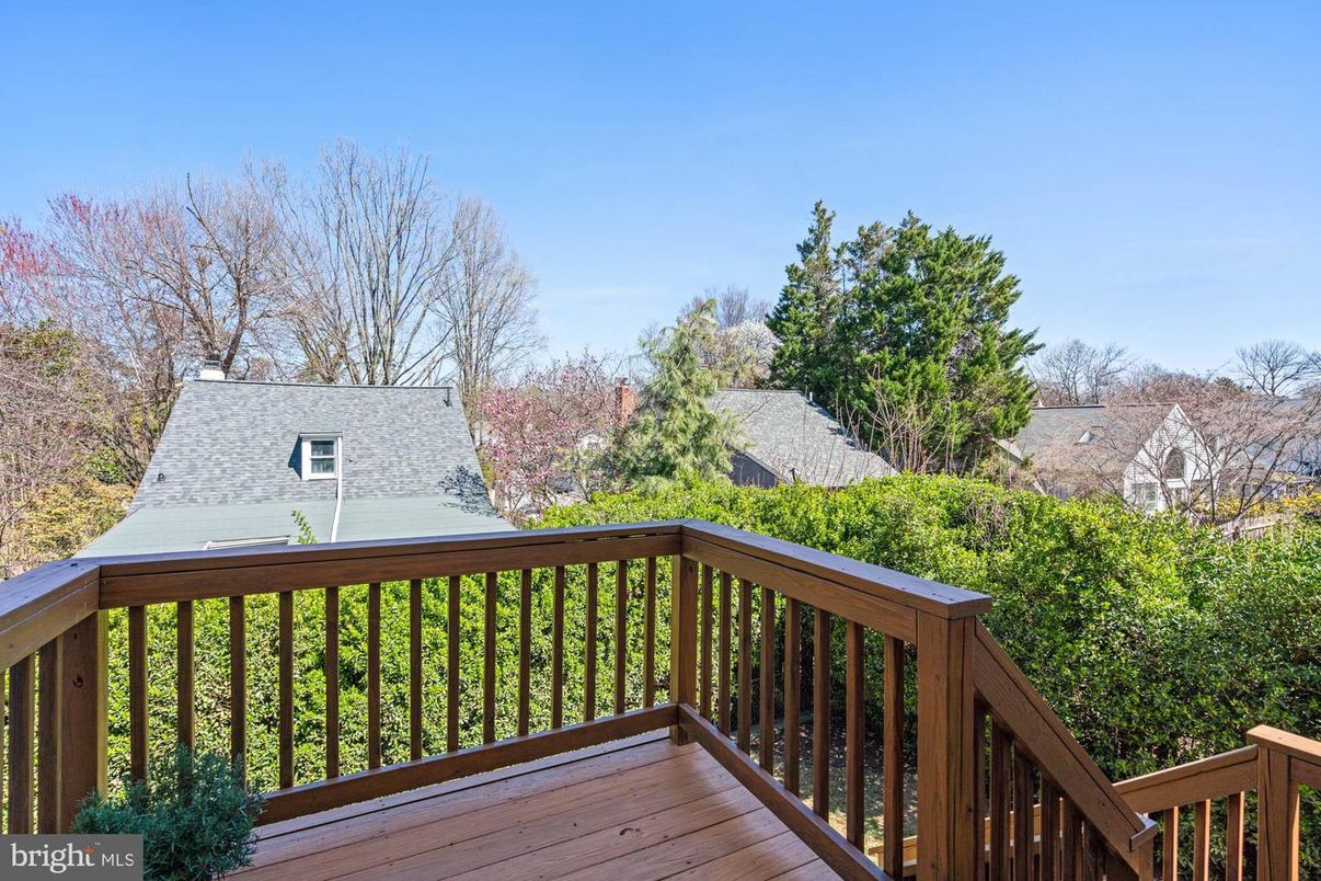Exterior, Wood Texture Flooring