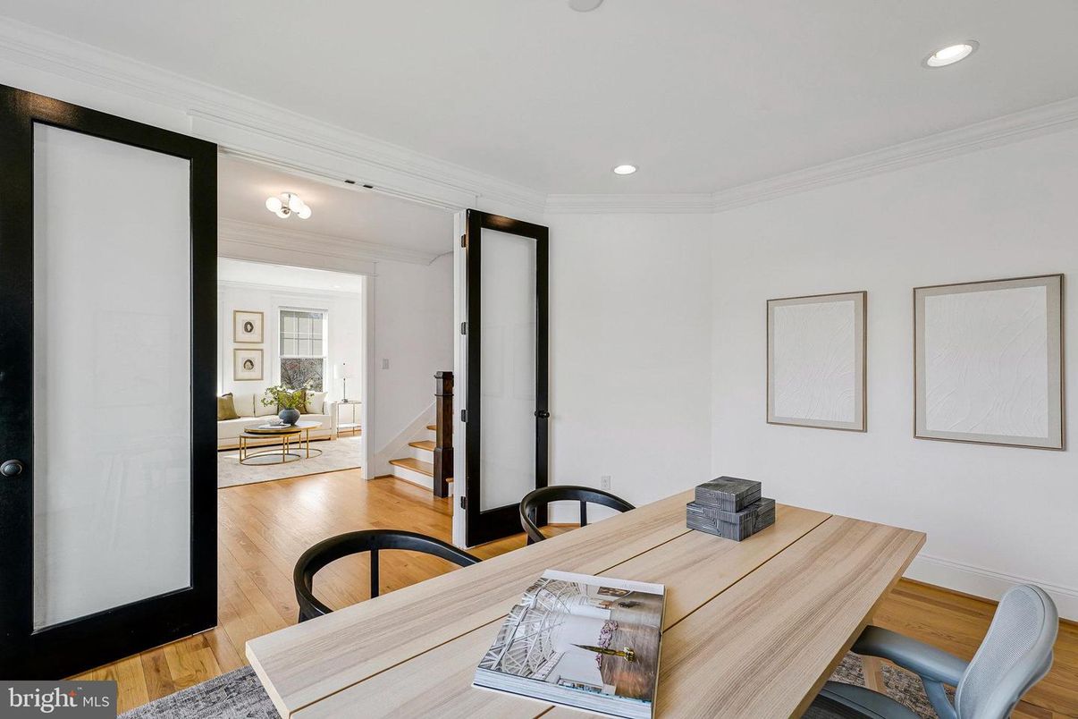 Dining room, Interior, Recessed Lighting, Wood Texture Flooring