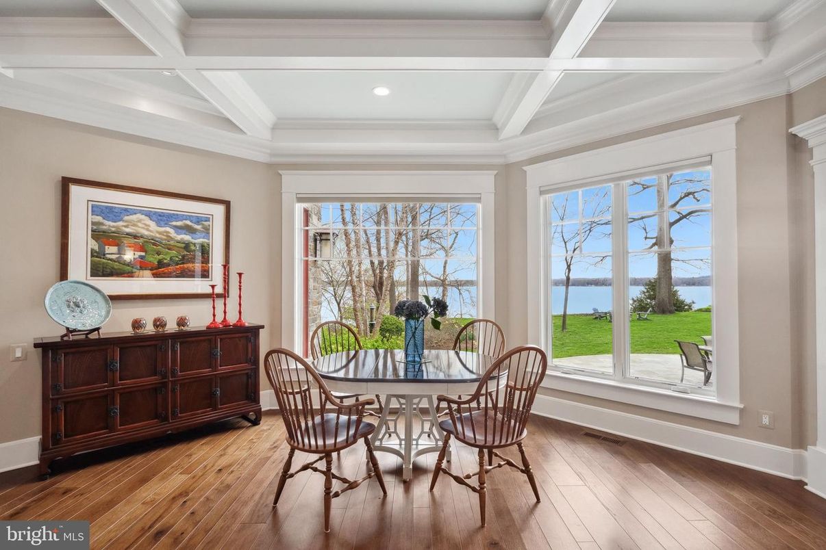 Dining room, Interior, Recessed Lighting, Water, Wood Texture Flooring