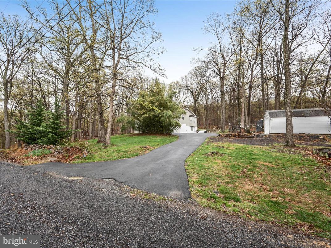 Detached Garage, Exterior