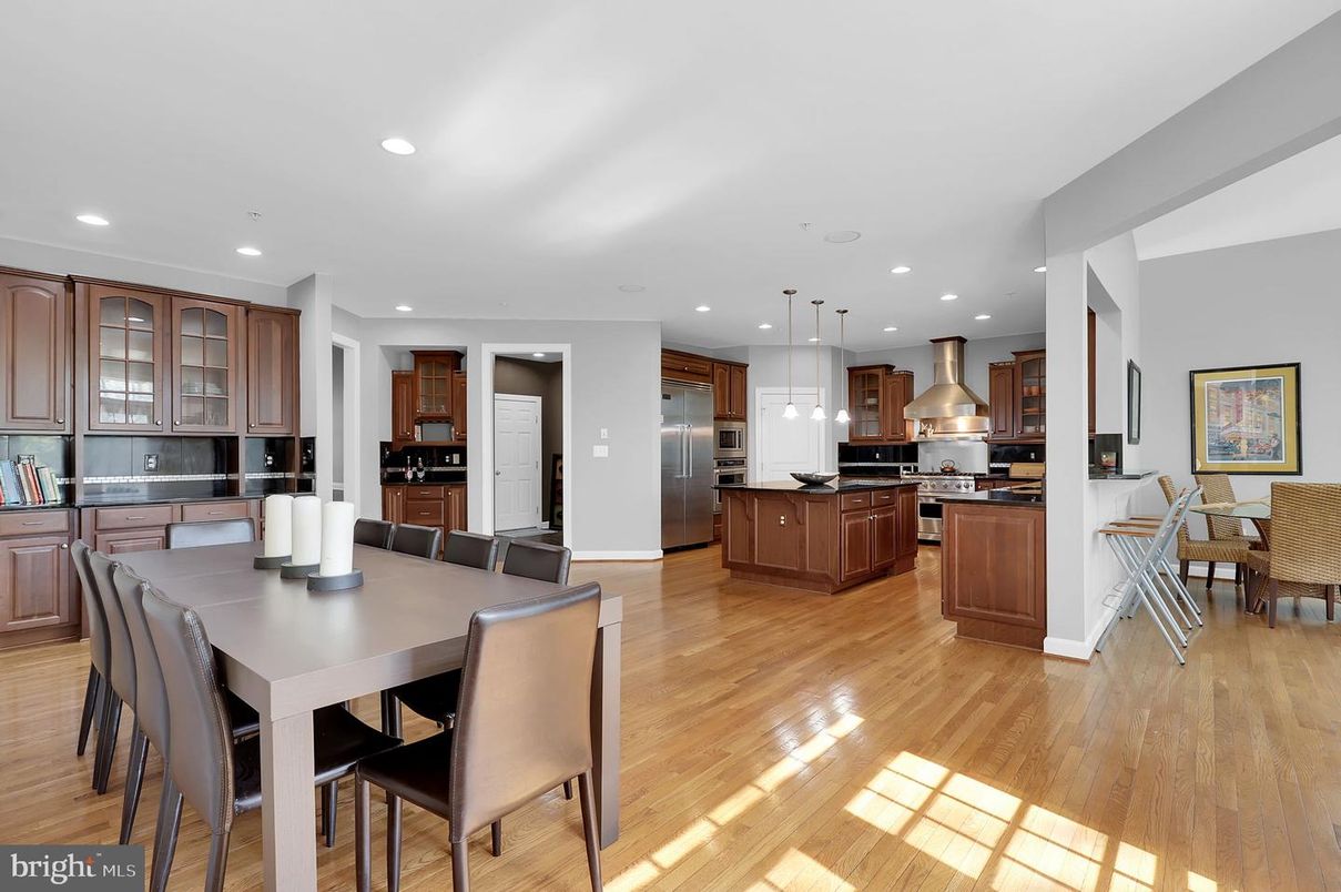 Dining room, Interior, Kitchen, Pendant Lights, Recessed Lighting, Stainless Steel Appliances, Wood Texture Flooring