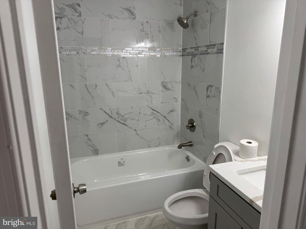 Bathroom, Interior, Marble Walls