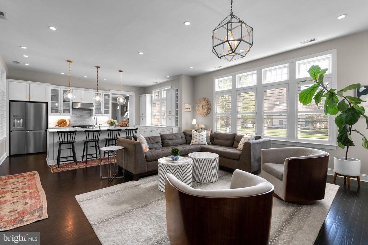 Interior, Kitchen, Living room, Pendant Lights, Recessed Lighting, Stainless Steel Appliances, Wood Texture Flooring