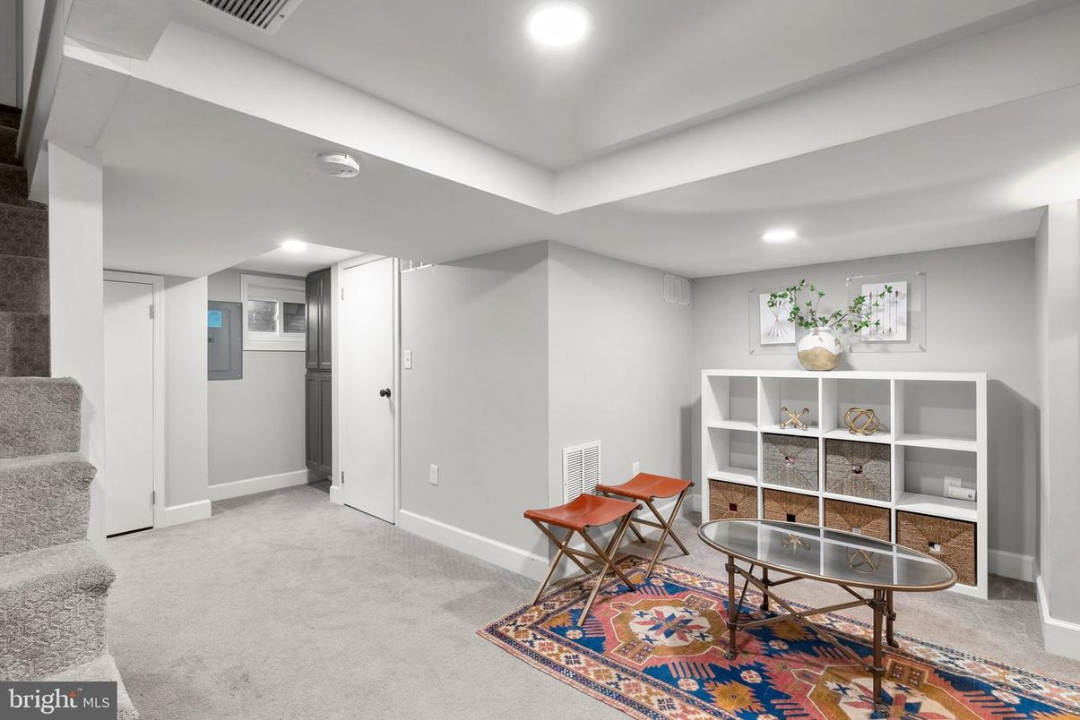 Interior, Recessed Lighting