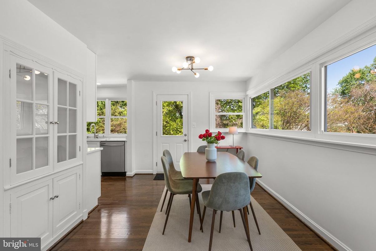 Dining room, Interior, Wood Texture Flooring