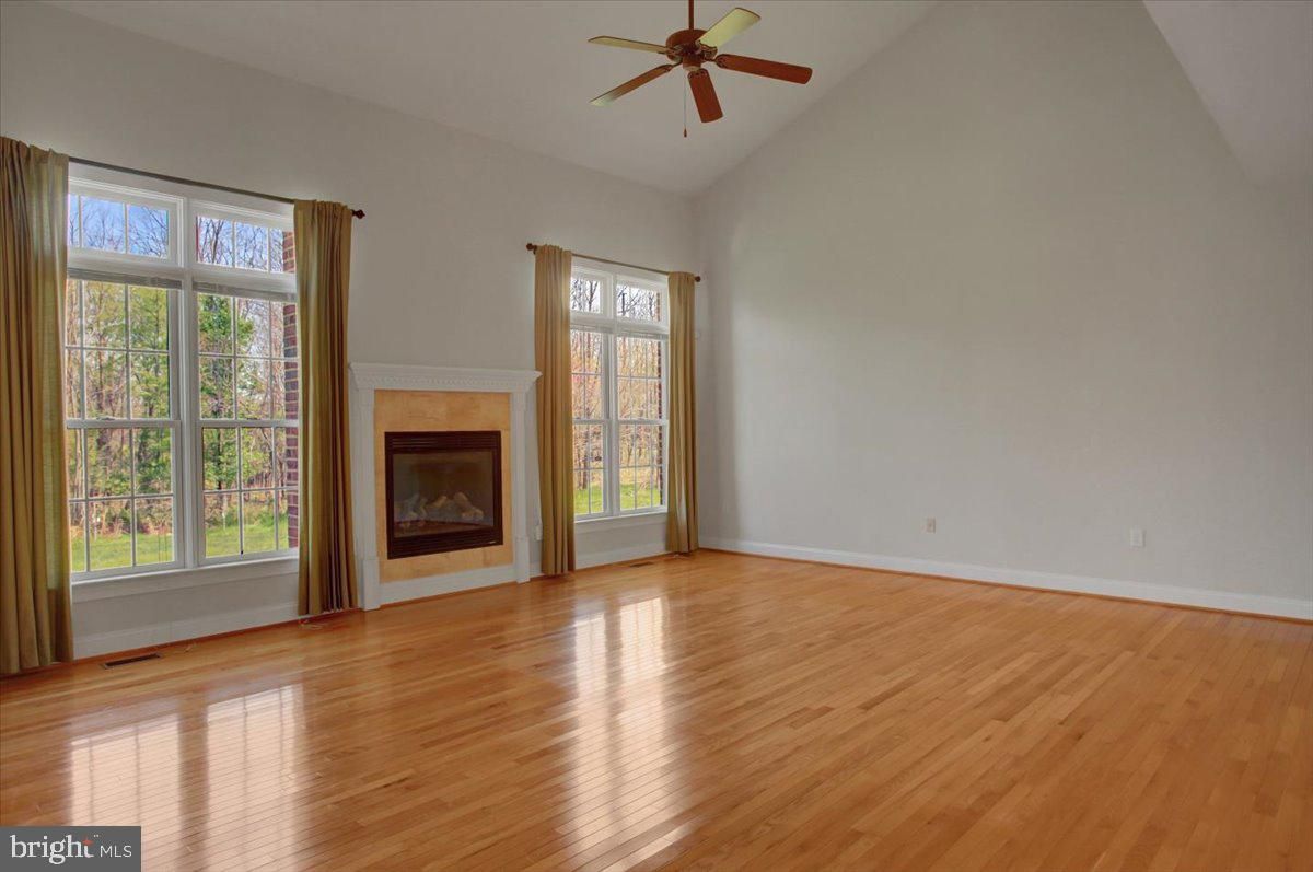 Empty room, Fireplace, Interior, Wood Texture Flooring