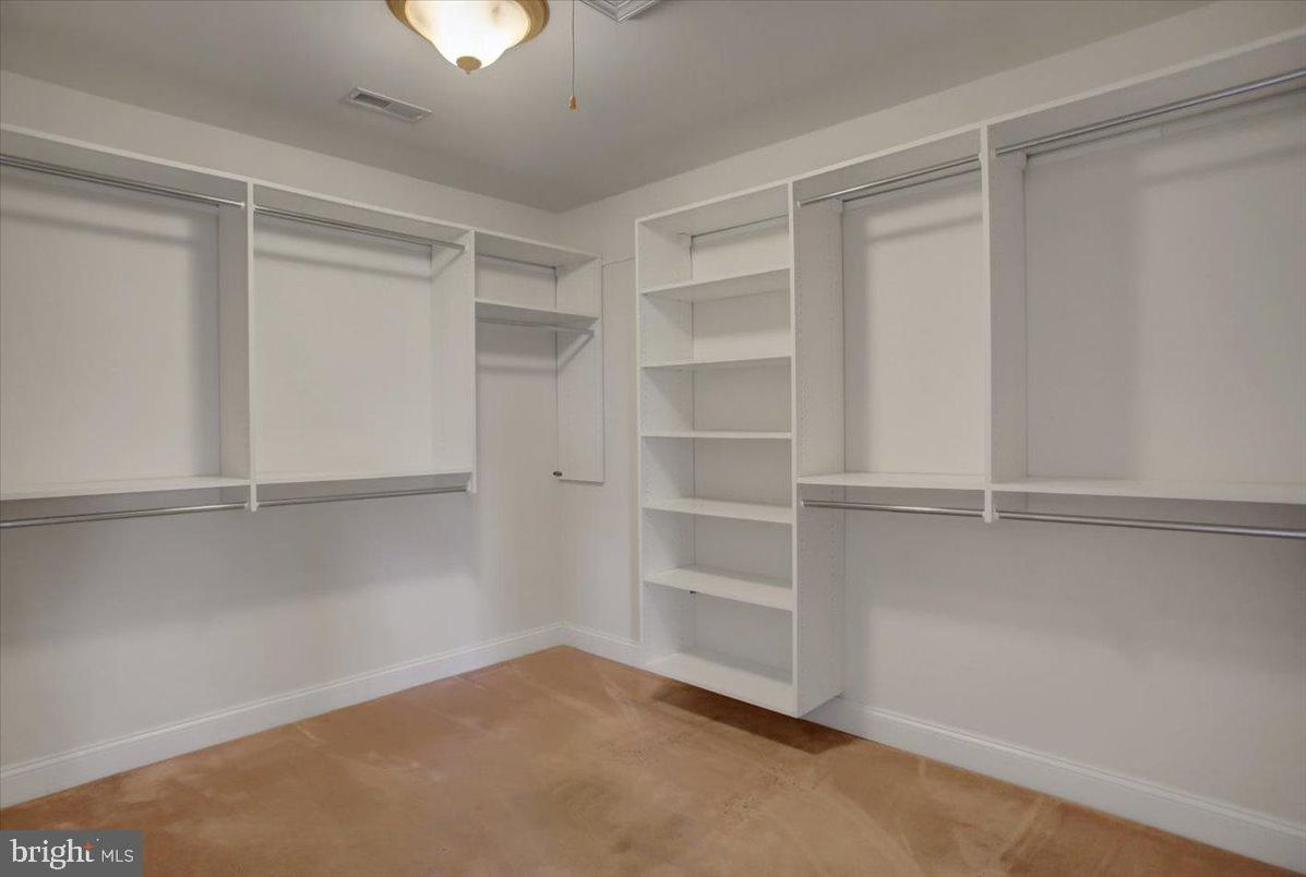 Interior, Walk-in Closets