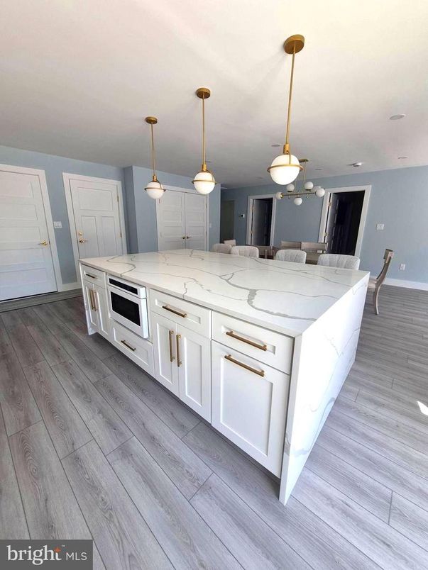 Interior, Kitchen, Pendant Lights, Wood Texture Flooring