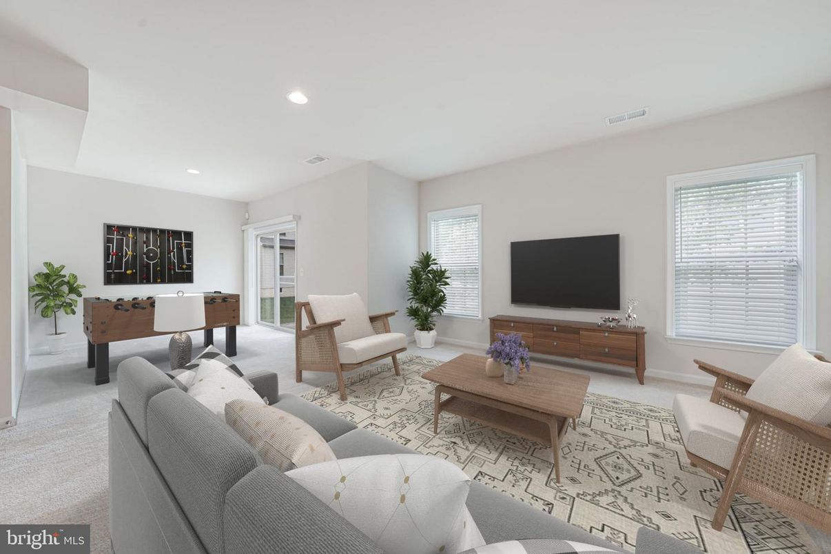 Dining room, Game Room, Interior, Living room, Recessed Lighting