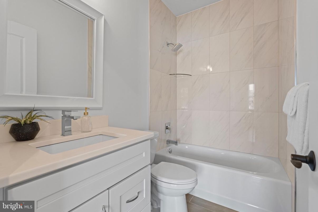 Bathroom, Interior, Marble Walls