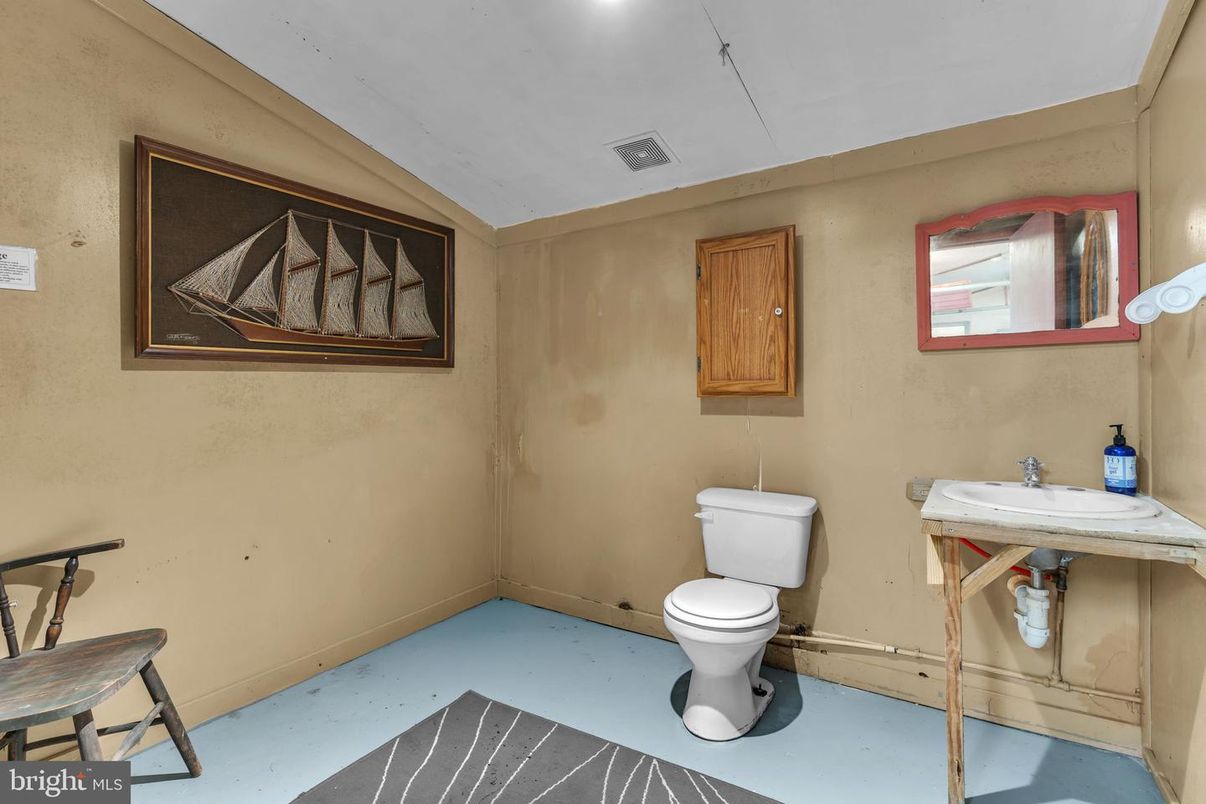 Bathroom, Interior