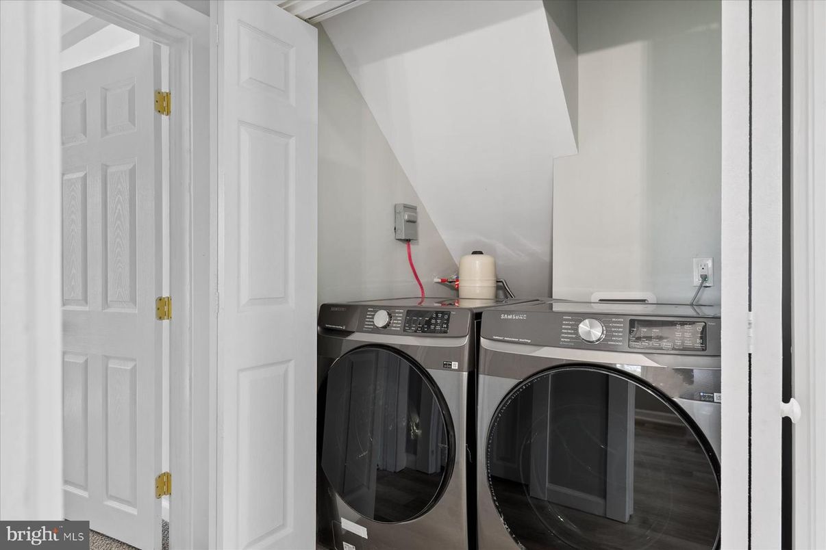 Interior, Utility Closets, Washer