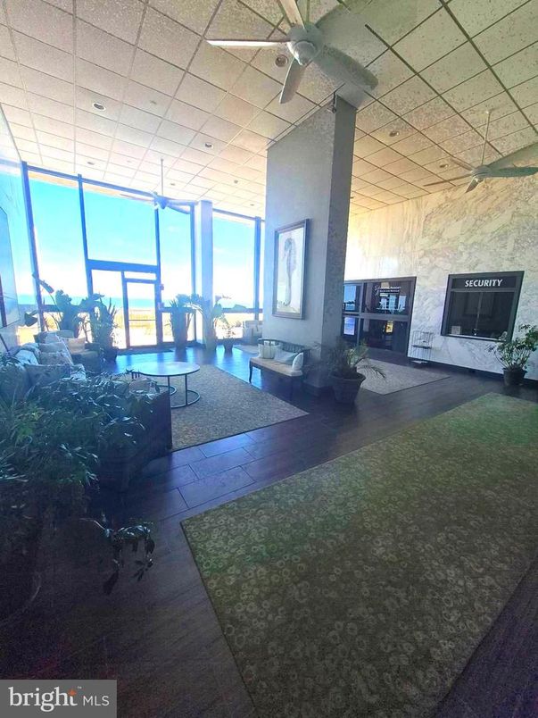 Fireplace, Interior, Living room, Recessed Lighting
