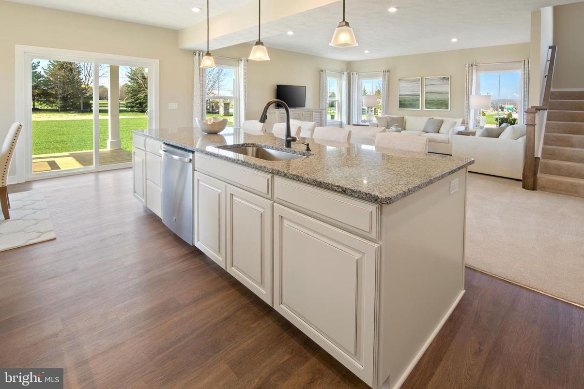 Interior, Kitchen, Living room, Pendant Lights, Recessed Lighting, Wood Texture Flooring