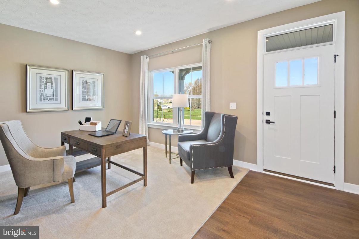 Home Office, Interior, Recessed Lighting, Wood Texture Flooring