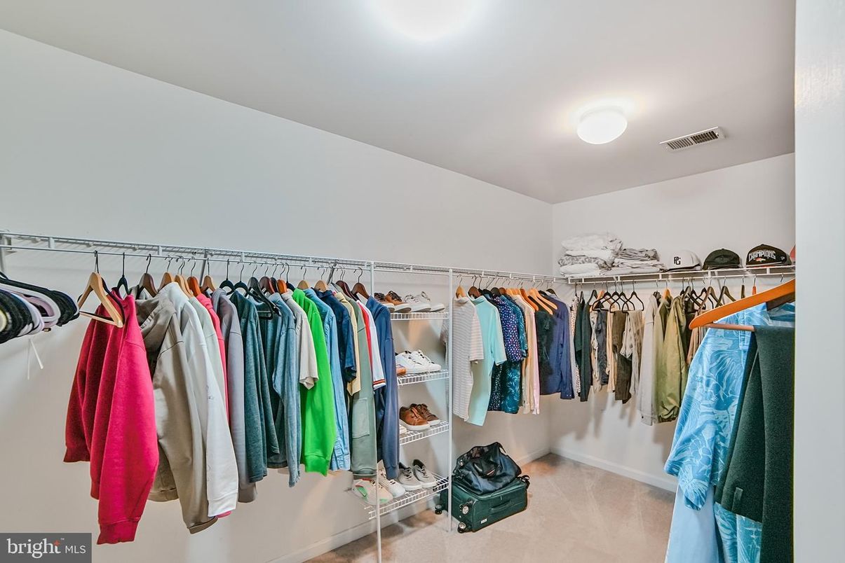 Interior, Walk-in Closets