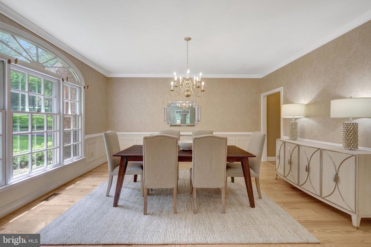 Chandelier, Dining room, Interior, Wood Texture Flooring