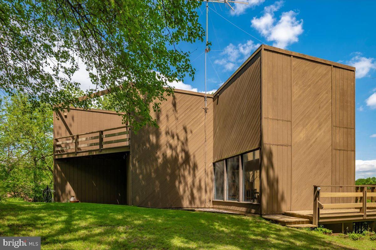 Backyard, Exterior, Facade, None