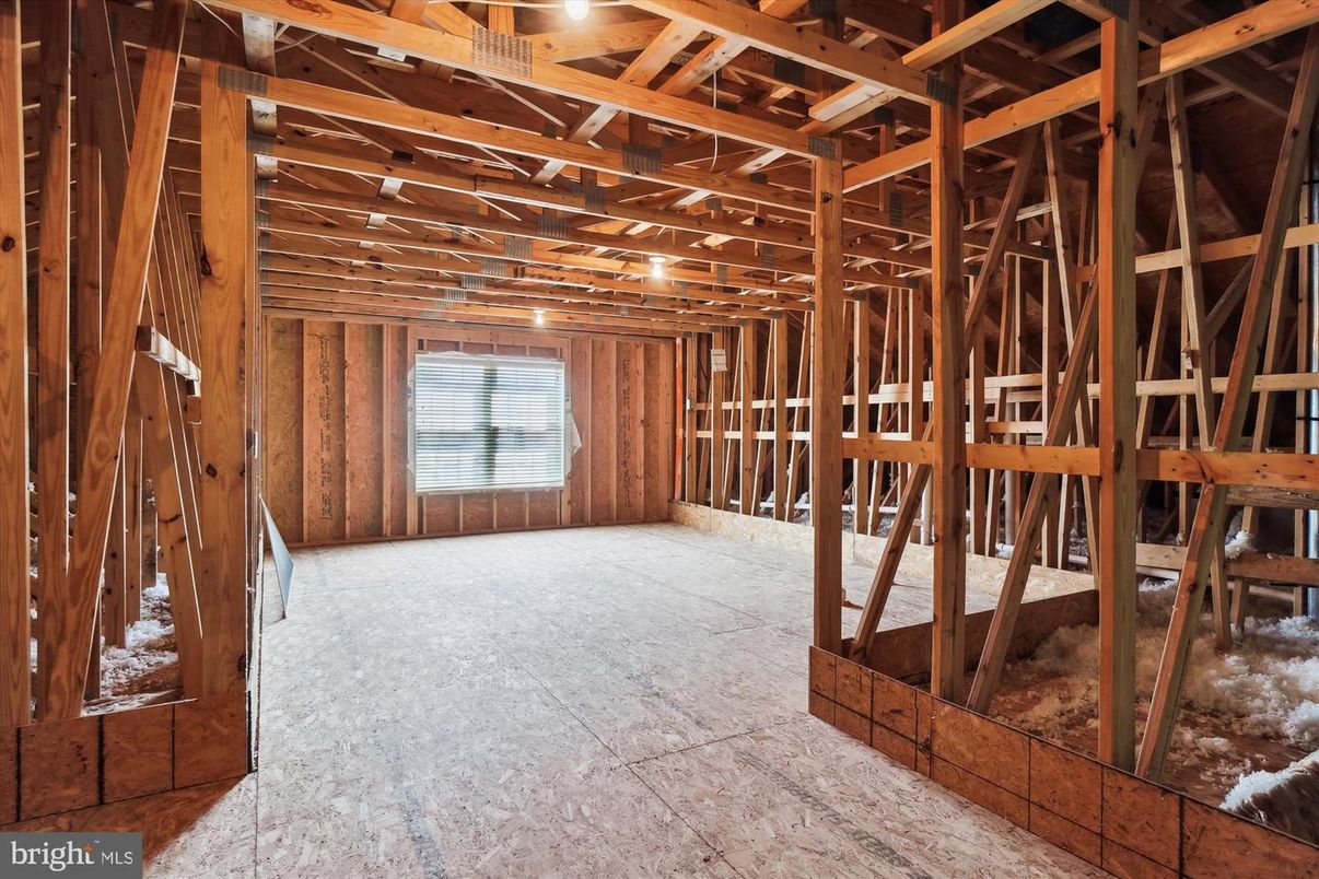 Empty room, Interior, Wooden Beams, Wooden Walls