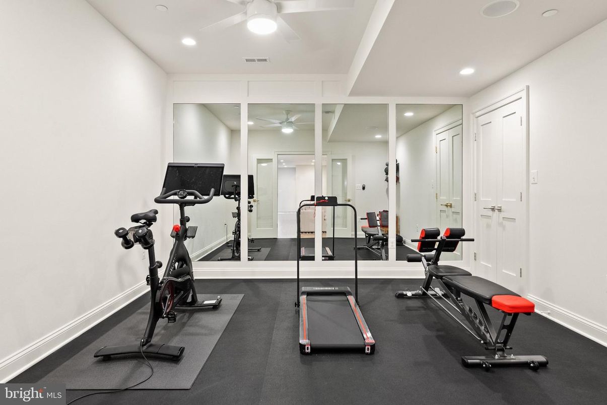 Fitness Equipment, Interior, Recessed Lighting