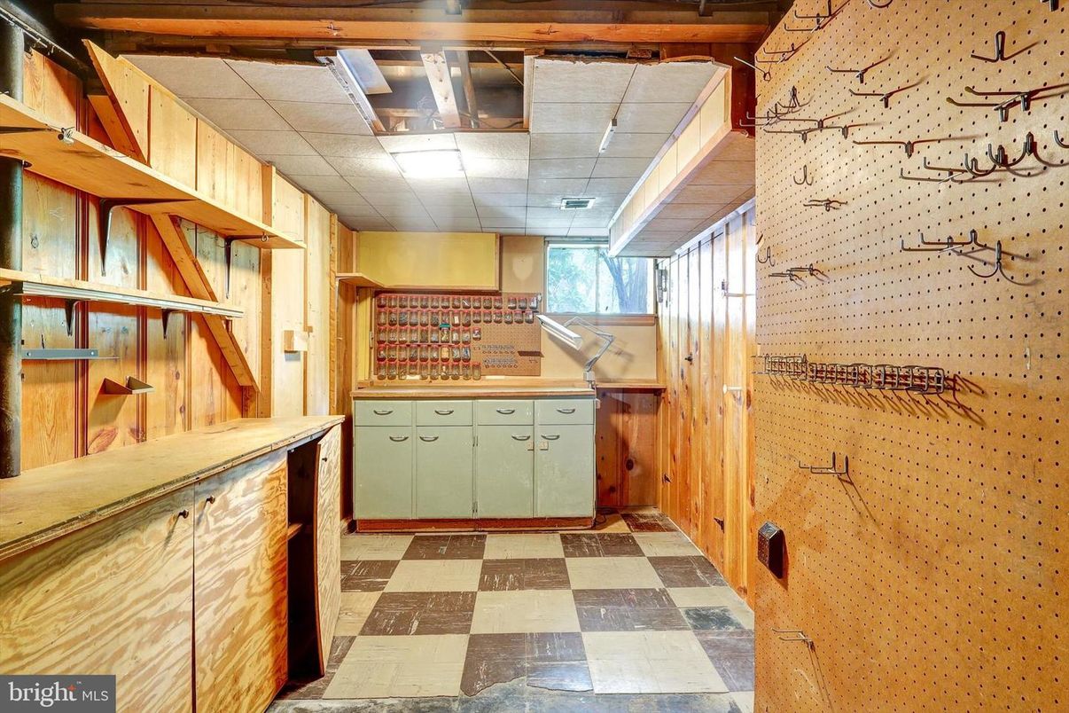 Interior, Wooden Walls