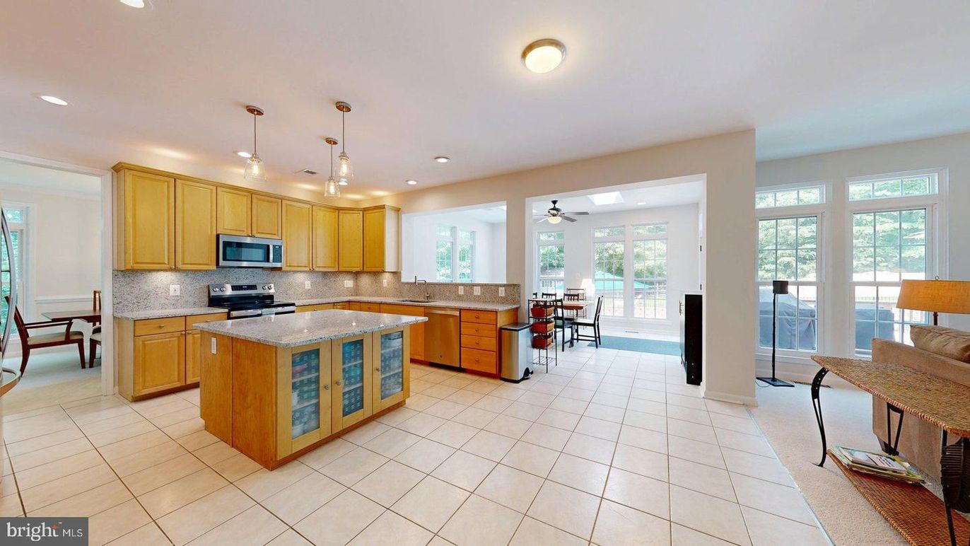 Dining room, Interior, Kitchen, Pendant Lights, Recessed Lighting