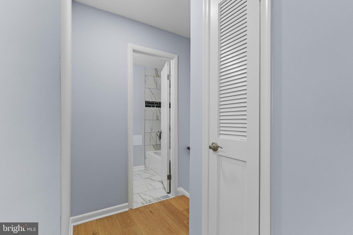 Bathroom, Interior, Marble, Wood Texture Flooring