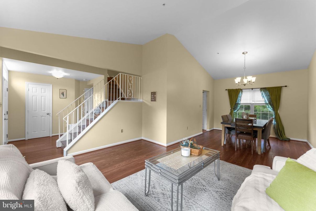 Chandelier, Dining room, Interior, Living room, Wood Texture Flooring
