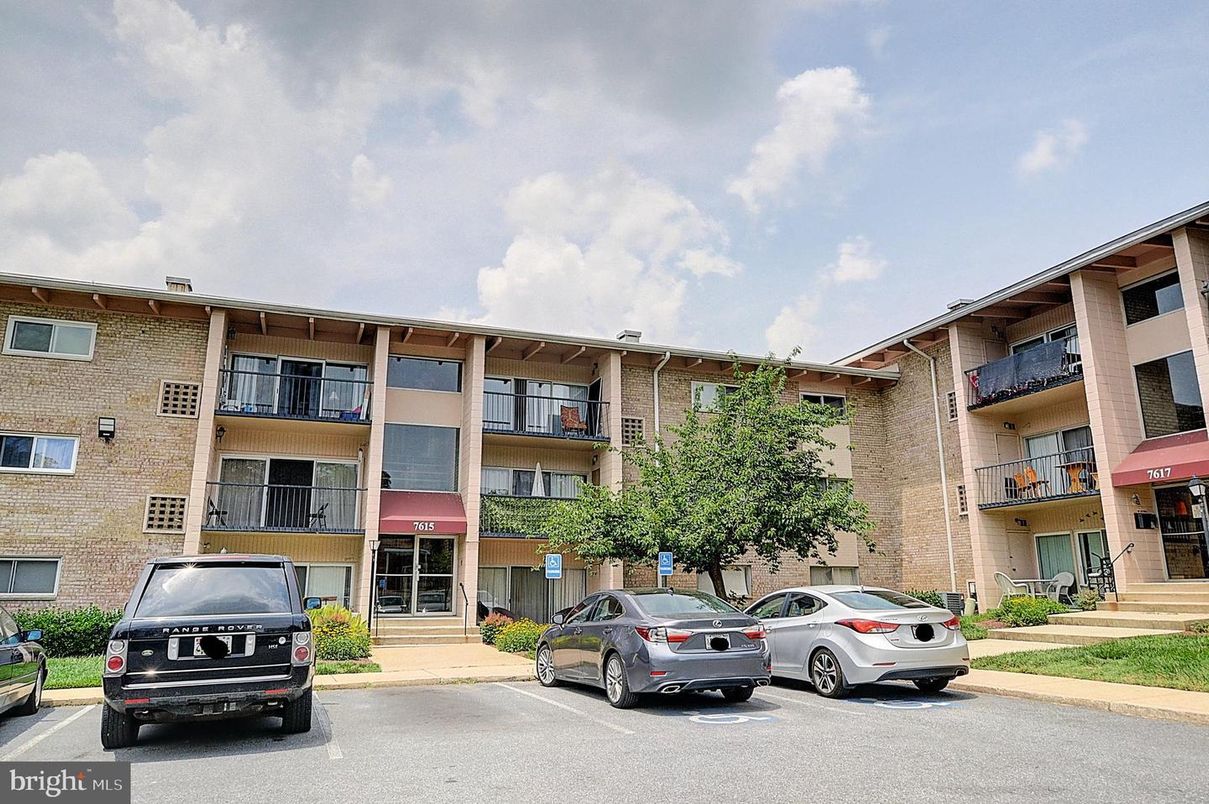 Exterior, Facade, Brick Facade, Condo Building