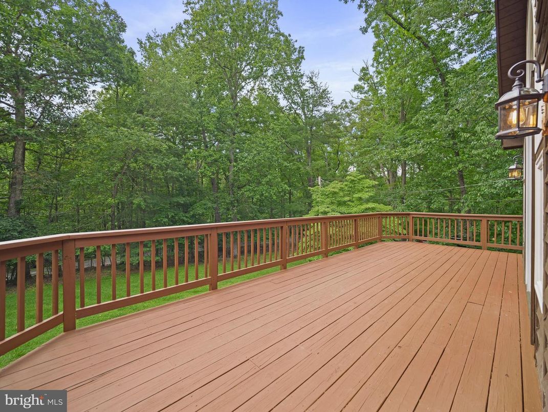 Exterior, Wood Texture Flooring