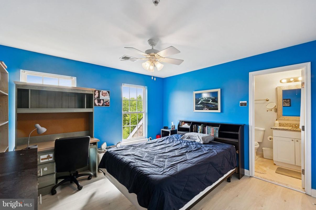 Bedroom, Home Office, Interior, Wood Texture Flooring