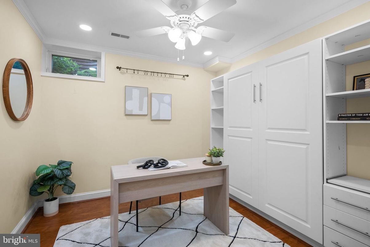 Home Office, Interior, Recessed Lighting, Wood Texture Flooring